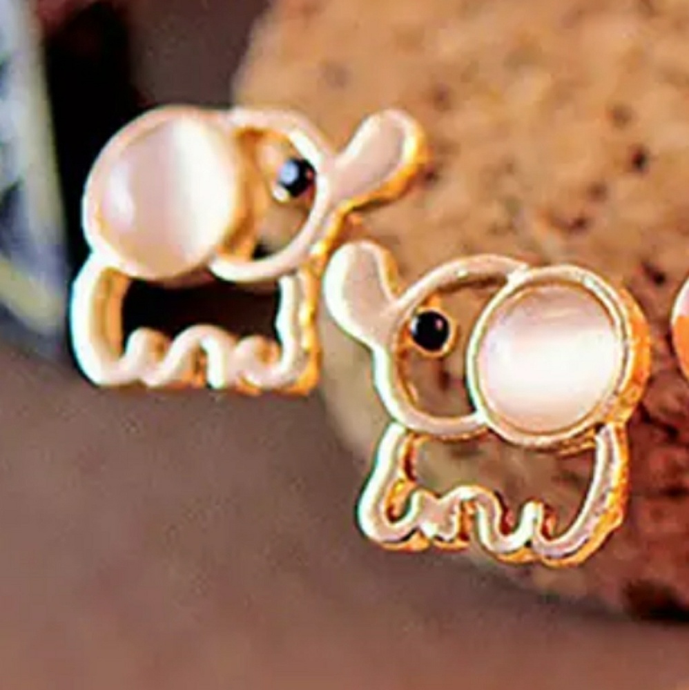 Gold Tone Elephant Stud Earrings ear ring - Picture 2 of 2